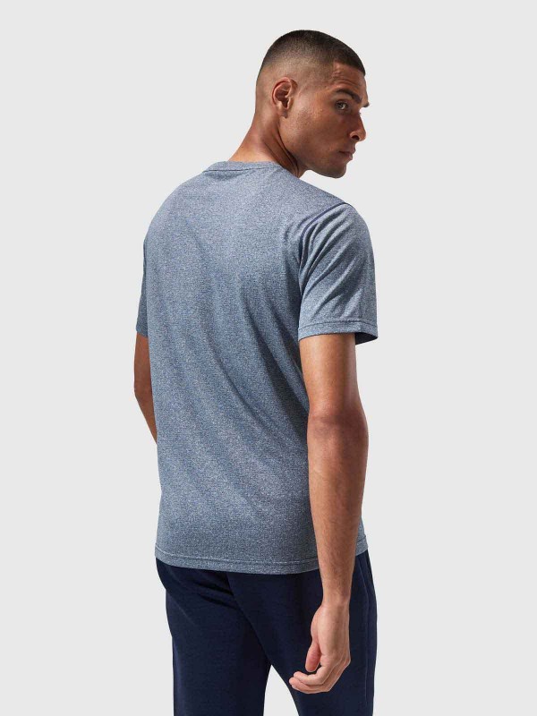 Camiseta técnica de manga corta...