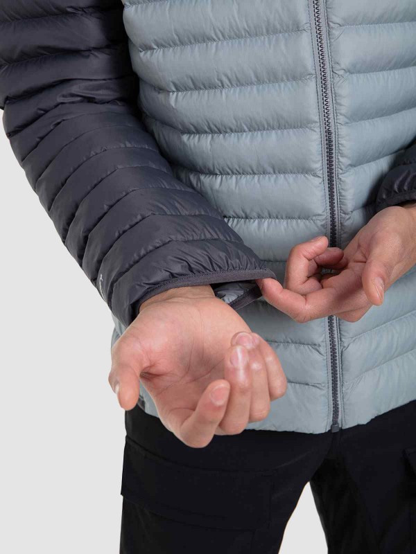 Chaqueta aislante sintética con...